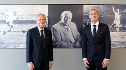 Florentino Pérez junto a Franco Mastantuono en su presentación en Real Madrid.