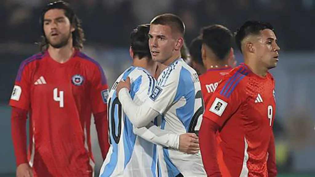 Messi y Mastantuono compartieron cancha ante Chile por Eliminatorias.