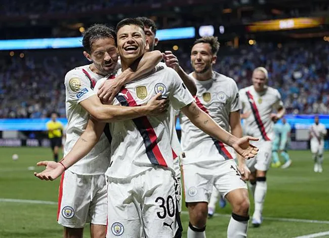 Echeverri tuvo su momento soñado en el Mundial de Clubes, pero no fue suficiente para convencer a Guardiola.