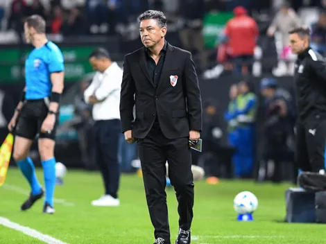 No se vio en TV: el furioso gesto de Gallardo con los jugadores durante el empate ante Libertad