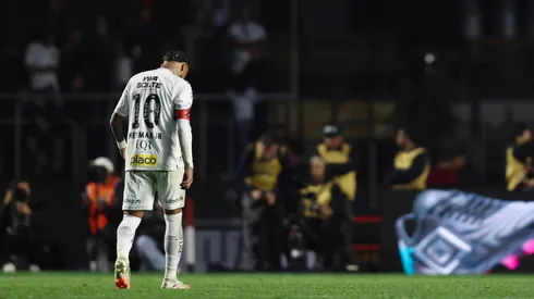 Neymar en la derrota de Santos.