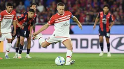 Santiago Ascacíbar marcó el gol de la victoria de Estudiantes de La Plata en la ida frente a Cerro Porteño.