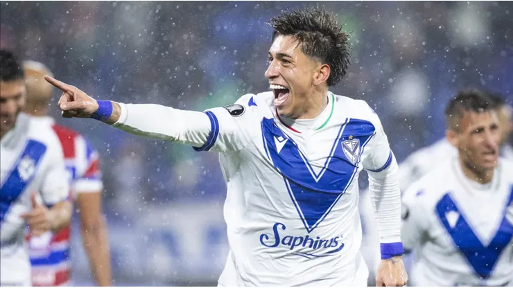Bajo la lluvia, Vélez superó a Fortaleza y clasificó a los cuartos de final de la Copa Libertadores