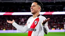 Sebastián Driussi festeja uno de sus dos goles ante Godoy Cruz en la victoria del Millonario por 4-2.
