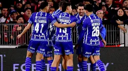 Los jugadores de Godoy Cruz, a puro festejo.