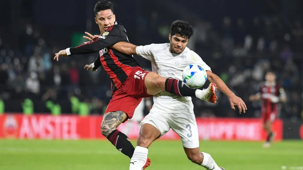 River y Libertad se enfrentan por Copa Libertadores.
