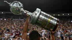 El trofeo de la Copa Libertadores.