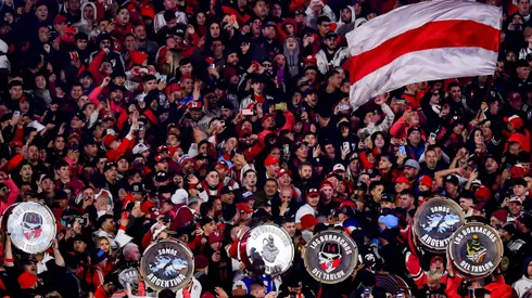 Los hinchas de River Plate en la tribuna.