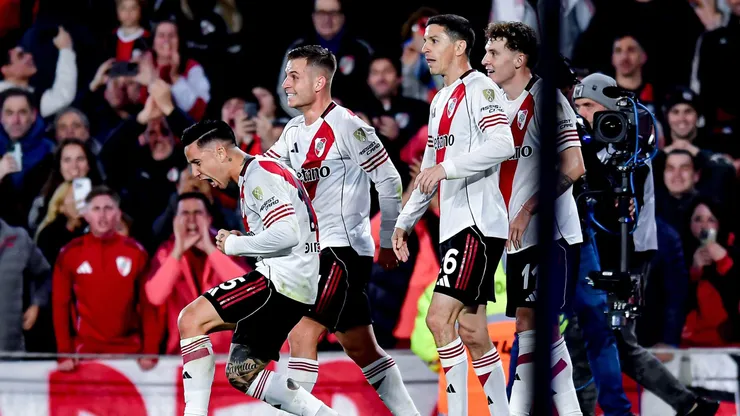 Sebastián Driussi celebra su gol ante Libertad de Paraguay.