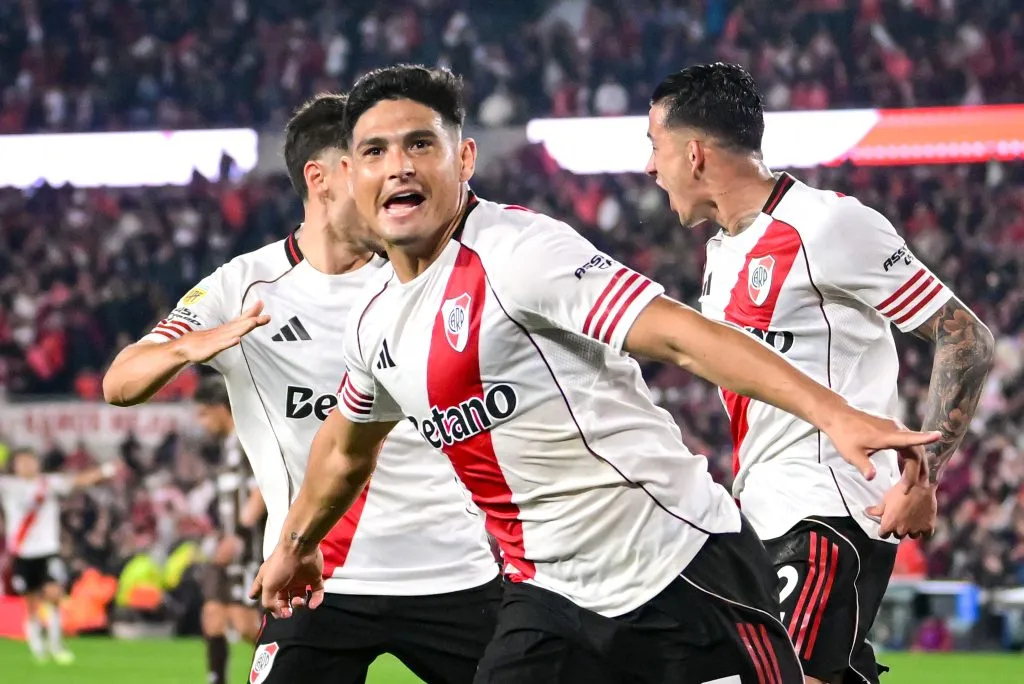 Maxi Salas volvería al once titular. (Foto: Getty)