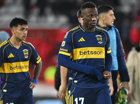 Luis Advíncula fue convocado por la Selección de Perú para ir en búsqueda de la clasificación al Mundial