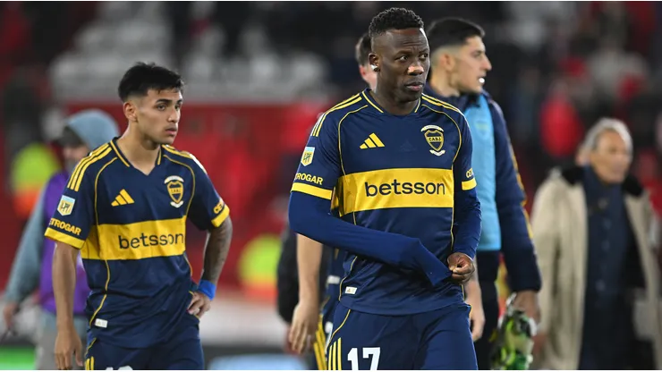 Advíncula, citado por Perú para la última doble fecha de Eliminatorias.