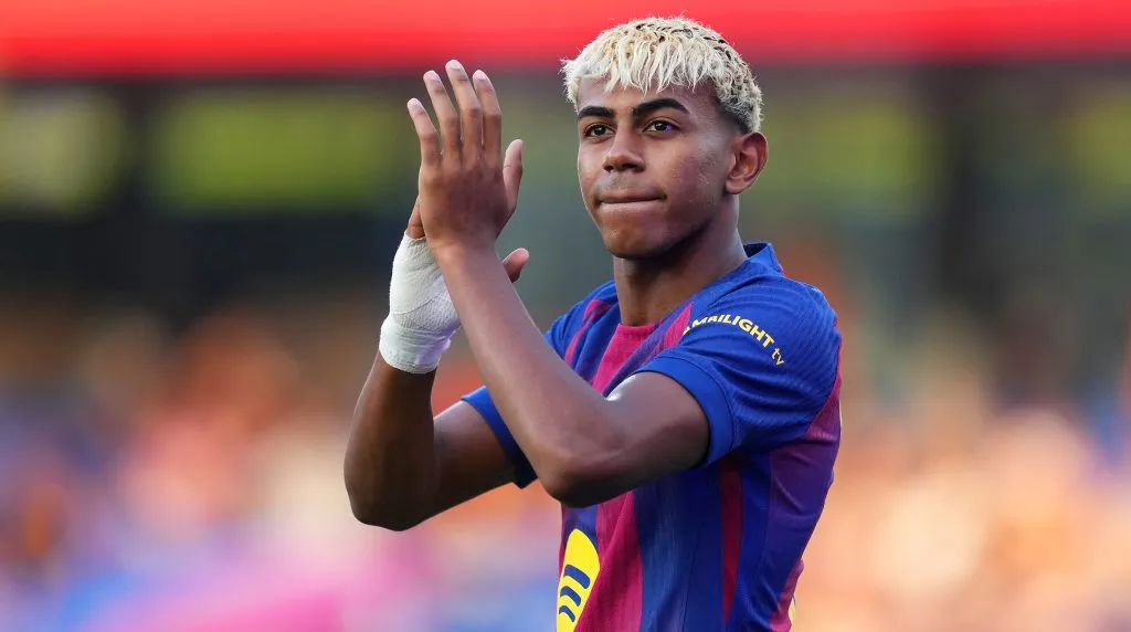 Bielsa cree que Yamal, como Messi, es un jugador que puede romper los principios de ataque.