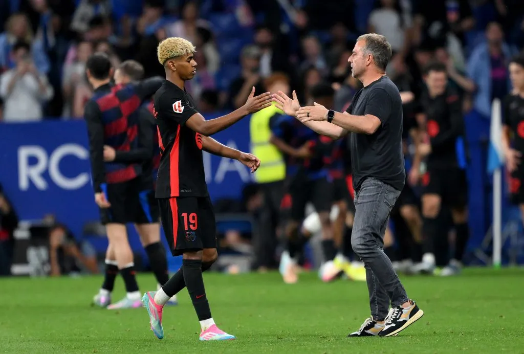 Lamine Yamal y Hansi Flick, la dupla que ilusiona en Barcelona (Getty Images).