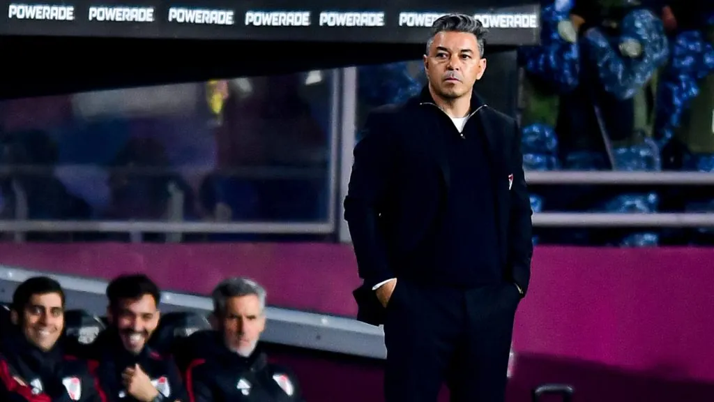 Marcelo Gallardo, director técnico de River Plate durante el empate ante Lanús por el Torneo Clausura 2025. (Getty Images)