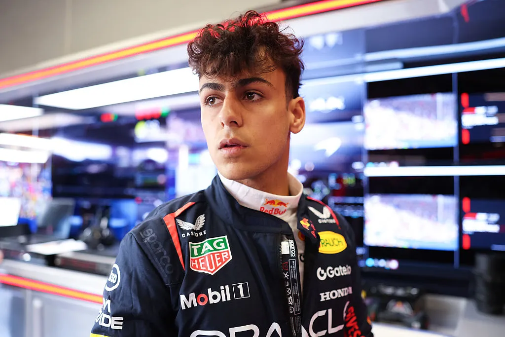 Arvid Lindblad protagonizó el primer accidente del 2026 en la Fórmula 1. (Getty)