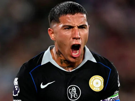 Chelsea ofrece 50 millones al Barcelona por un socio para Enzo Fernández en mitad de cancha