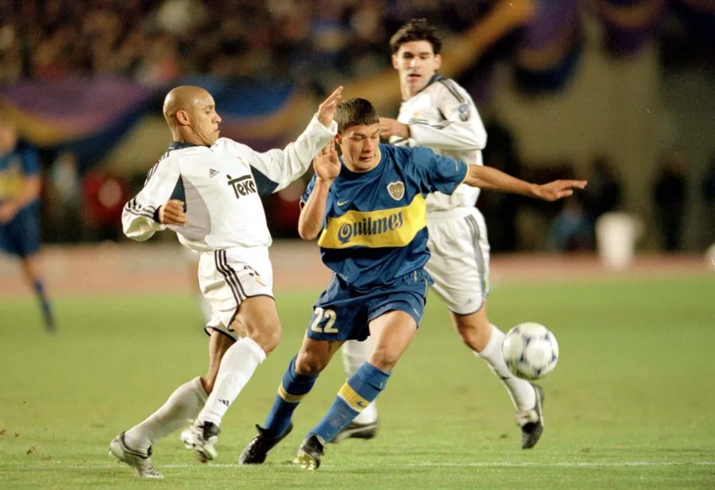 Sebastián Battaglia ante Real Madrid en la Intercontinental del 2000. (Foto: Getty).
