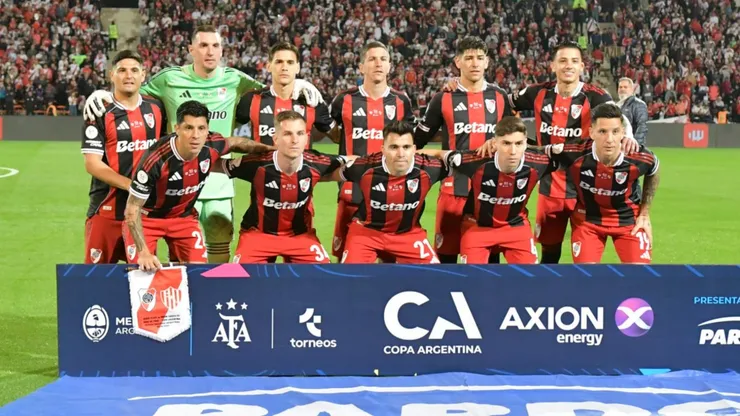 Los once titulares de River frente a Unión.