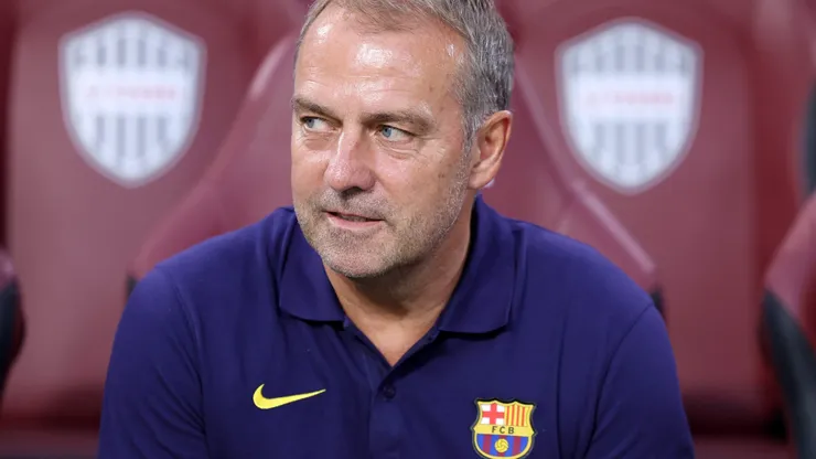 El aviso de Hansi Flick a Chelsea y Manchester United, que se disputan al mismo jugador del Barcelona