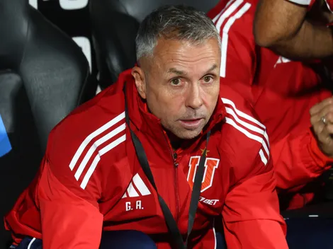 El DT de la Universidad de Chile relató el horror que vivió su familia ante Independiente: “Amenazaron a mi hijo de 9 años”