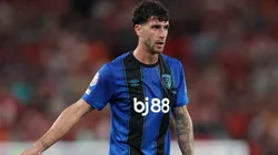 Marcos Senesi, fundamental en Bournemouth