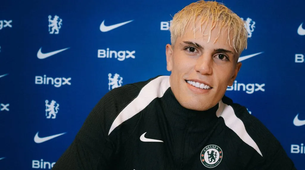 Garnacho firmó su contrato con Chelsea hasta 2032 (Prensa Chelsea).