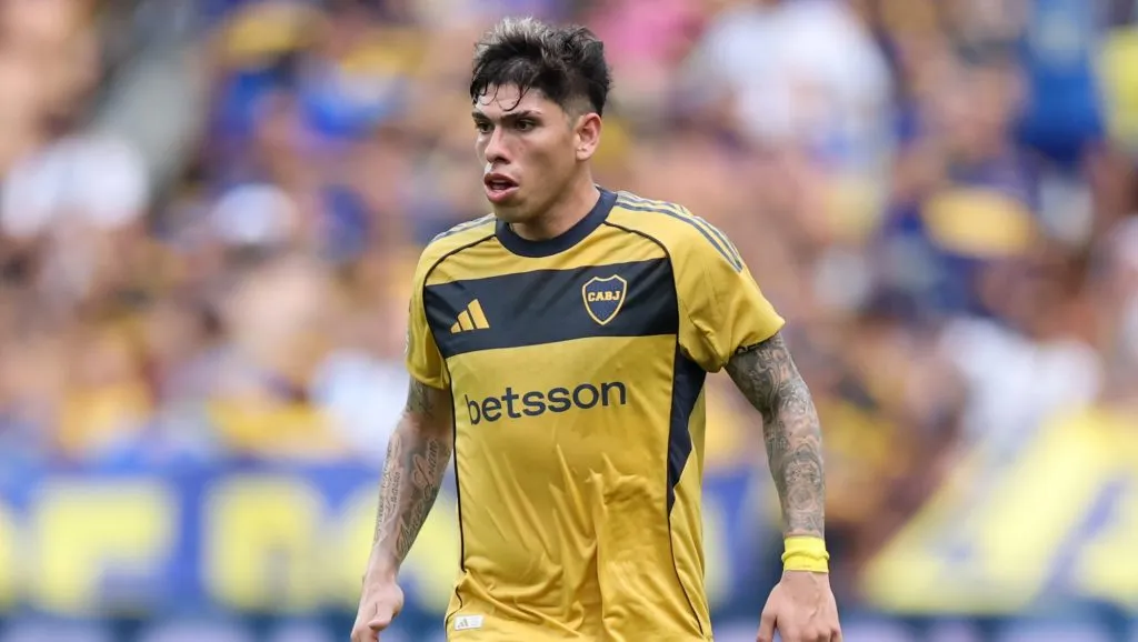 Carlos Palacios, mediocampista ofensivo chileno de Boca Juniors.