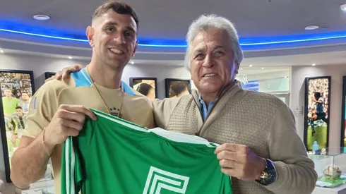 Pato Fillol visitó al Dibu Martínez en el predio de la AFA en la previa del encuentro de Argentina con Venezuela.
