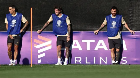 Ángel Di María y Rodrigo De Paul reaccionaron en redes sociales al posible último partido de Lionel Messi con Argentina por Eliminatorias.