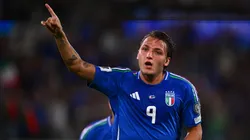 Mateo Retegui festeja su gol ante Estonia.