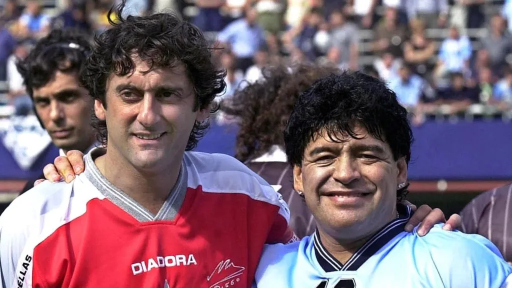 Aunque no terminó de definirse, Francescoli reveló que su relación con Maradona trascendió al fútbol.