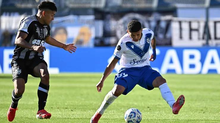 Vélez y Central Córdoba se enfrentaron por la Supercopa Argentina.