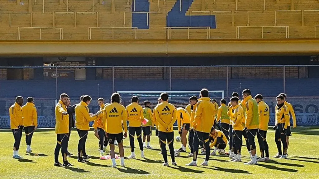 El plantel de Boca se prepara para una nueva presentación.