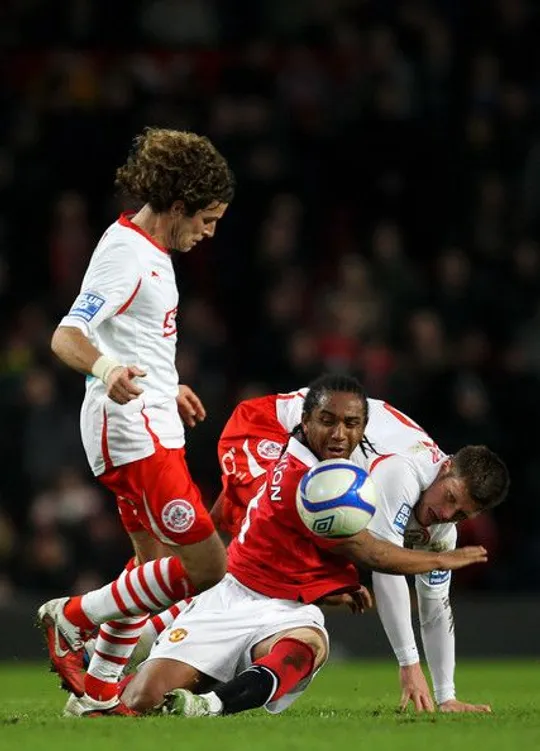 Sergio Torres ante Manchester United por la FA Cup. (Archivo personal).