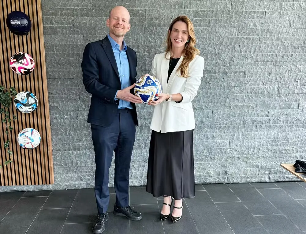 Michelle Ramalho se reunió con Mattias Grafstrom para hablar sobre el Mundial de Clubes 2029. (Prensa CBF)