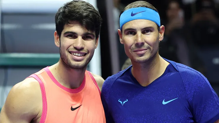 Rafael Nadal y Carlos Alcaraz, exitosos tenistas españoles.