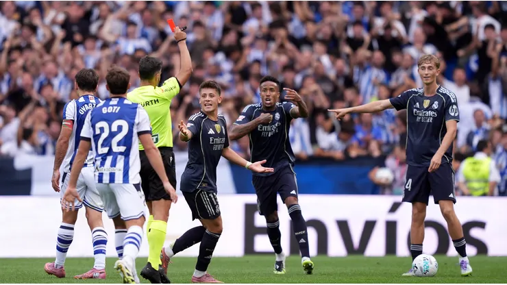 Real Madrid, enfurecido con el arbitraje español.