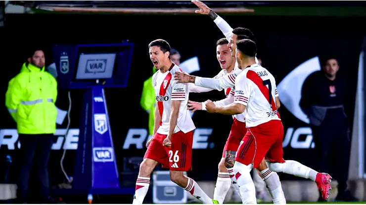 Nacho Fernández, autor del segundo gol de River en La Plata.