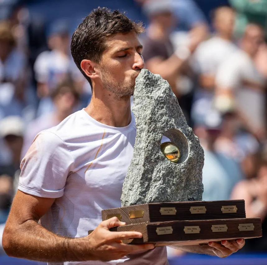 Pedro Cachín fue campeón a nivel ATP en Gstaad, Suiza. (Foto: @pecachin).