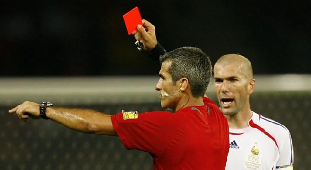 Elizondo y la histórica roja a Zidane en Alemania 2006 (Getty)