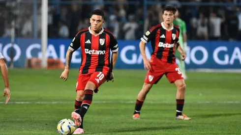Juanfer Quintero, en la derrota de River ante Atlético Tucumán