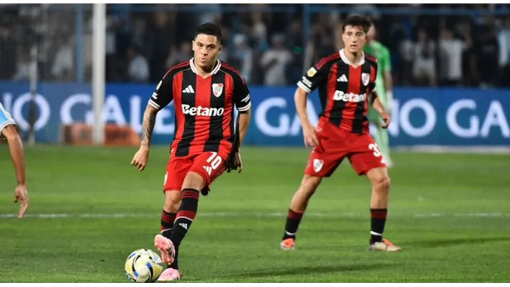 Juanfer Quintero, en la derrota de River ante Atlético Tucumán
