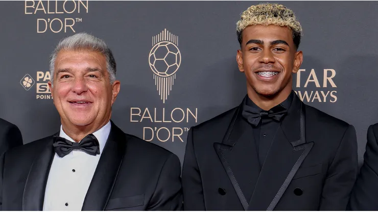 Laporta y Lamine Yamal en la gala del Balón de Oro 2025.