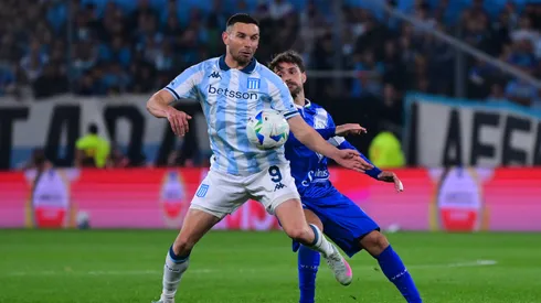 Racing y Vélez se miden en Avellaneda.