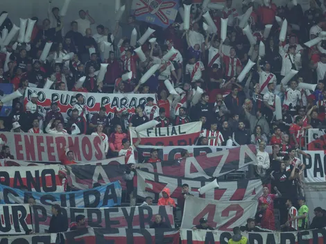 Castaño fue muy cuestionado por los hinchas tras la eliminación y pidieron su salida: "Regalarlo es caro"