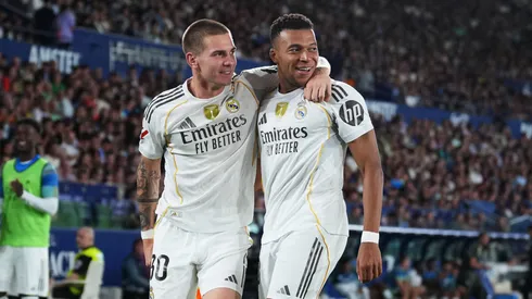 Franco Mastantuono y Kylian Mbappé, futbolistas de Real Madrid.