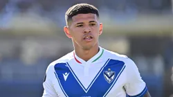 Escándalo: FIFA suspendió a un titular de Vélez y a dos argentinos más por falsificación de documentos