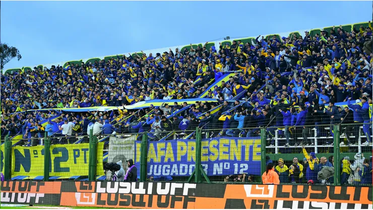 Los hinchas de Boca, presentes en Varela.