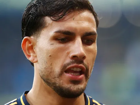 El gesto de resignación de Paredes tras la derrota ante Defensa y Justicia